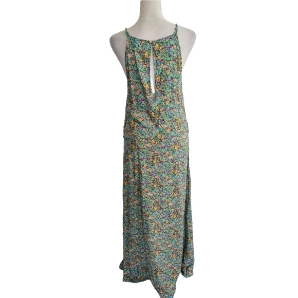 Silk & Salt Floral Halter Split Maxi Dress - Picture 10 of 15